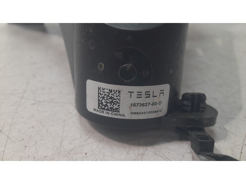 Recambio de soporte compresor aire acondicionado para tesla model 3 (5yj3) ev referencia OEM IAM 166701400C  