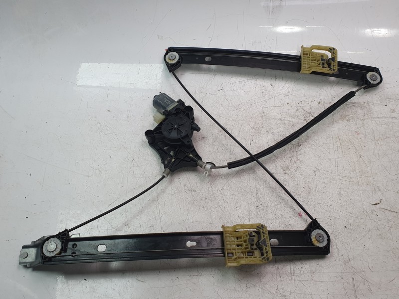 Recambio de elevalunas delantero derecho para audi q3 sportback (f3n) 35 tdi referencia OEM IAM 83A837462  