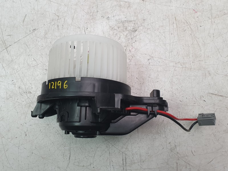 Recambio de ventilador calefaccion para ford kuga iii (dfk) 2.5 fhev referencia OEM IAM JX6A19846GA 2587601 