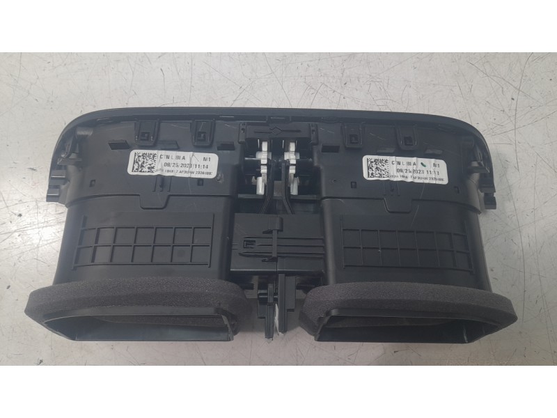 Recambio de aireador central para ford kuga iii (dfk) 2.5 fhev referencia OEM IAM 2427450  