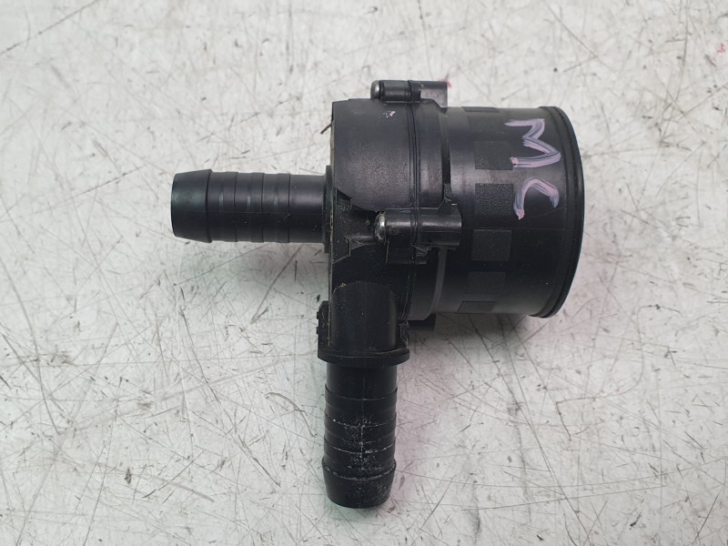 Recambio de bomba agua para ford kuga iii (dfk) 2.5 fhev referencia OEM IAM LX6118D473HCD  