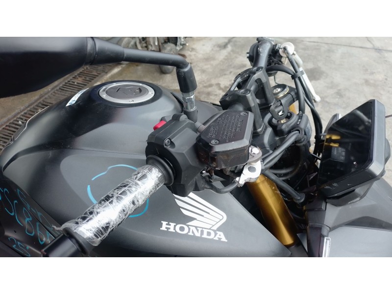 Recambio de piña luces derecha para honda cb 1000 sp referencia OEM IAM   