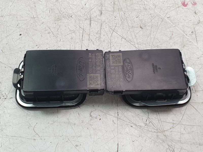 Recambio de luz interior para ford kuga iii (dfk) 2.5 fhev referencia OEM IAM LJ6A13K767AD3ZHE  