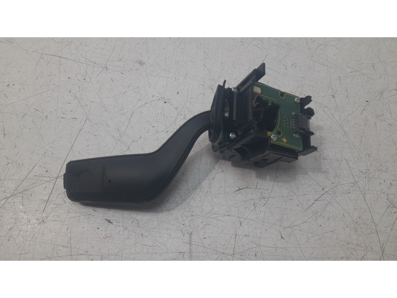 Recambio de mando luces para ford kuga iii (dfk) 2.5 fhev referencia OEM IAM LB5T13335DBW  