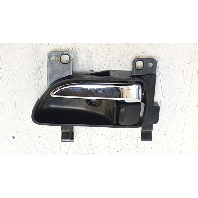 Recambio de maneta interior delantera izquierda para subaru outback (bs) 2.0 d awd (bsd) referencia OEM IAM 61051FJ031VH  