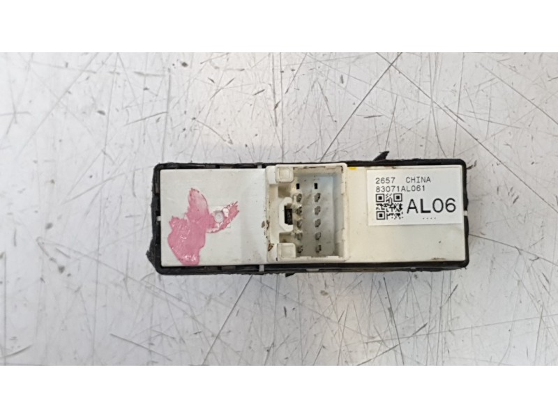 Recambio de mando elevalunas delantero derecho para subaru outback (bs) 2.0 d awd (bsd) referencia OEM IAM 83071AL061  