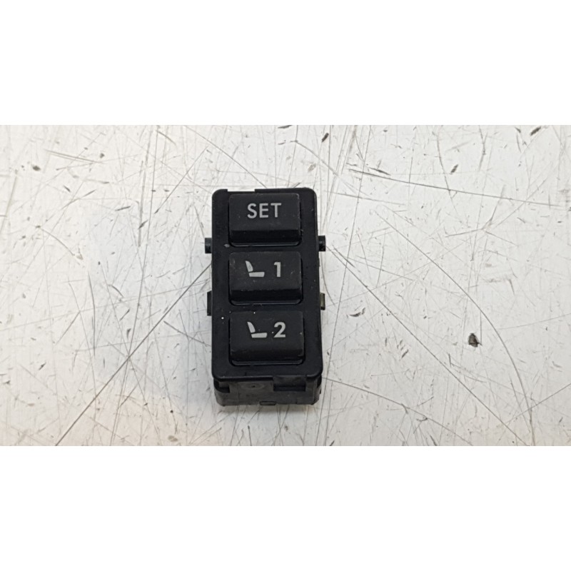 Recambio de interruptor de memoria asiento para subaru outback (bs) 2.0 d awd (bsd) referencia OEM IAM 17X23ND  