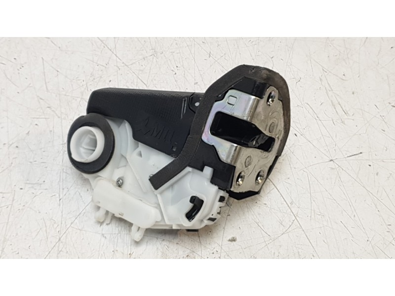 Recambio de cerradura puerta trasera derecha para subaru outback (bs) 2.0 d awd (bsd) referencia OEM IAM 61035al100  