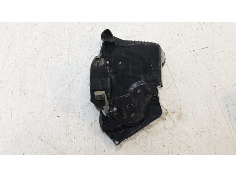 Recambio de cerradura puerta delantera derecha para subaru outback (bs) 2.0 d awd (bsd) referencia OEM IAM 61032AL160  