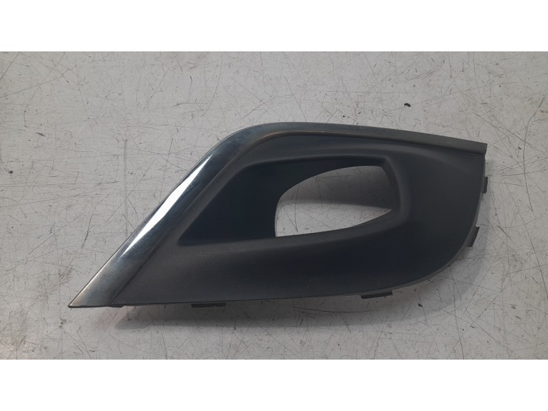 Recambio de rejilla paragolpes derecha para renault megane iv hatchback (b9a/m/n_) 1.5 blue dci 115 (b9a6) referencia OEM IAM 26