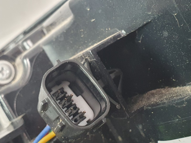 Recambio de piloto trasero izquierdo para mg zs 1.5 hybrid+ referencia OEM IAM 11405663  