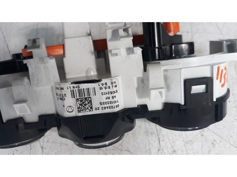 Recambio de mando calefaccion / aire acondicionado para peugeot 208 1.2 12v vti referencia OEM IAM 96722483ZD  