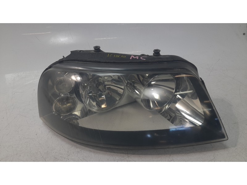 Recambio de faro derecho para seat alhambra (7v8, 7v9) 1.9 tdi referencia OEM IAM 0301182212  11855102 , 10123290001 , VG0974903