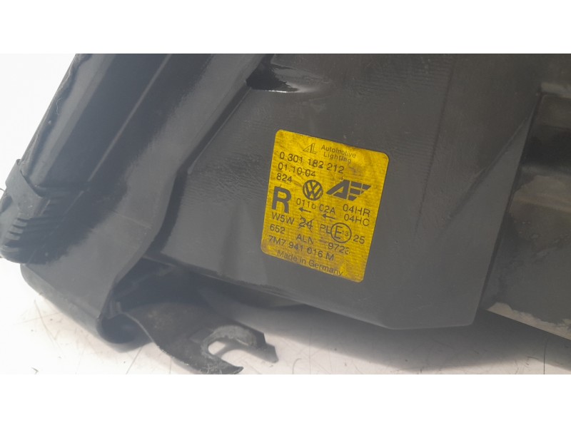 Recambio de faro derecho para seat alhambra (7v8, 7v9) 1.9 tdi referencia OEM IAM 0301182212  11855102 , 10123290001 , VG0974903