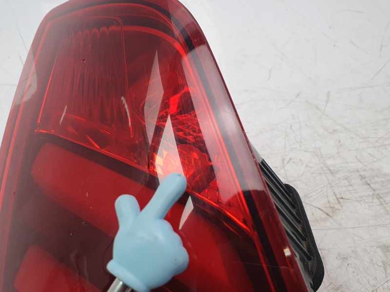 Recambio de piloto trasero derecho interior para peugeot 308 ii (lb_, lp_, lw_, lh_, l3_) 1.6 hdi 100 referencia OEM IAM 9677818