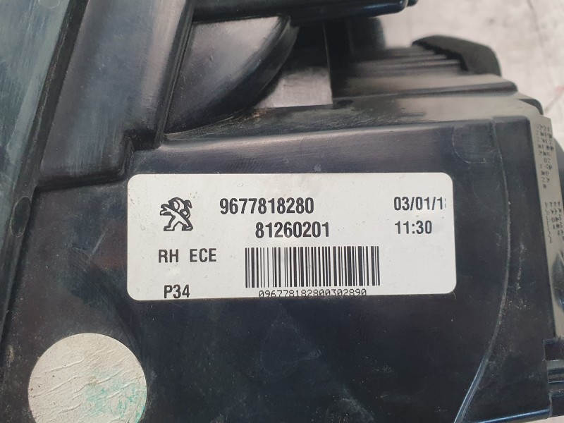 Recambio de piloto trasero derecho interior para peugeot 308 ii (lb_, lp_, lw_, lh_, l3_) 1.6 hdi 100 referencia OEM IAM 9677818