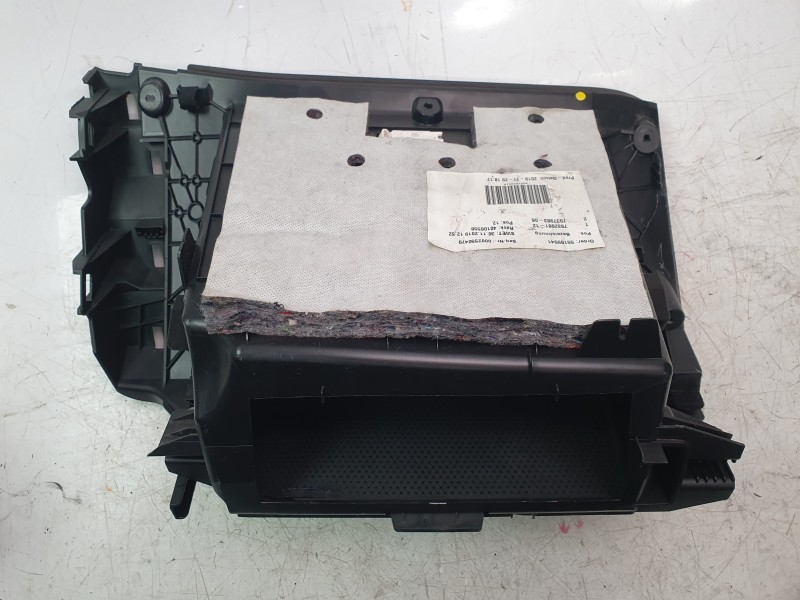 Recambio de guantera para bmw 1 (f40) 118 d referencia OEM IAM 51167937981  