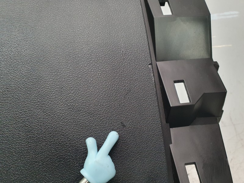 Recambio de guantera para bmw 1 (f40) 118 d referencia OEM IAM 51167937981  