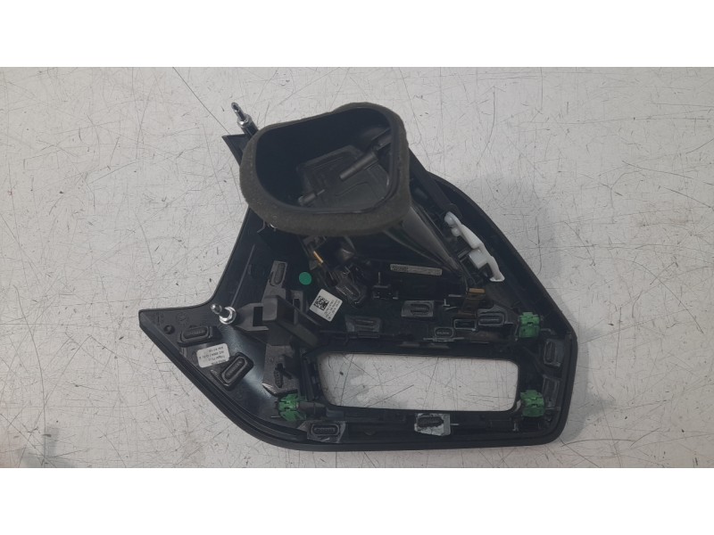 Recambio de rejilla delantera para bmw 1 (f40) 118 d referencia OEM IAM 6823188AI13  