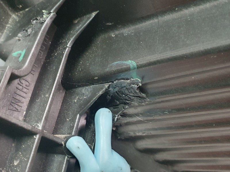 Recambio de faro derecho para mg zs 1.5 hybrid+ referencia OEM IAM 11990304  