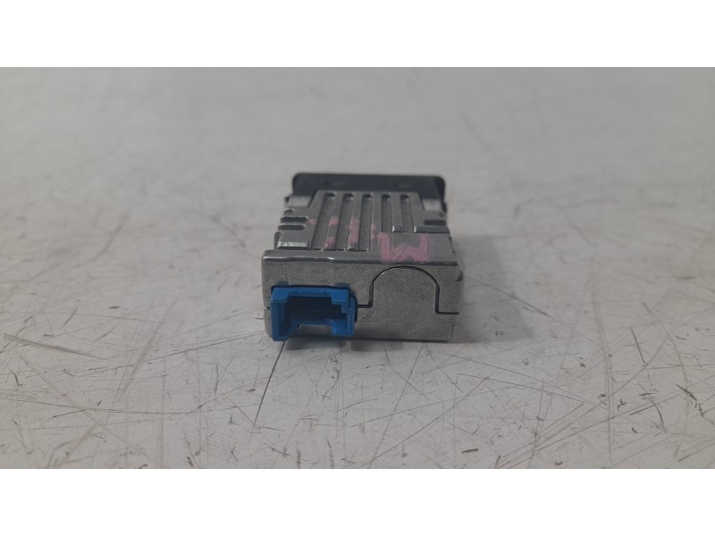 Recambio de modulo electronico para bmw 1 (f40) 118 d referencia OEM IAM 84108711938  