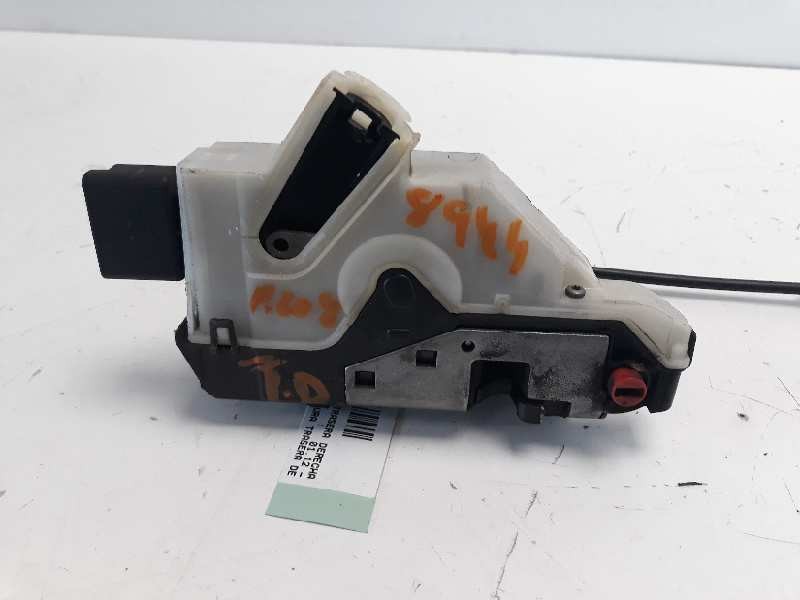 Recambio de cerradura puerta trasera derecha para peugeot 208 active referencia OEM IAM   