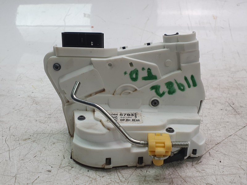 Recambio de cerradura puerta trasera derecha para mg zs comfort referencia OEM IAM 10845783  