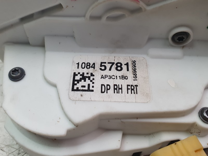Recambio de cerradura puerta delantera derecha para mg zs comfort referencia OEM IAM 10645781  