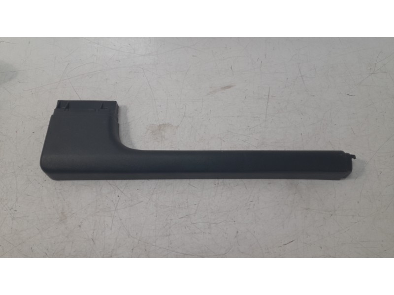 Recambio de moldura para mercedes-benz clase g (w463) g 270 cdi (463.322, 463.323) referencia OEM IAM 4637470271  