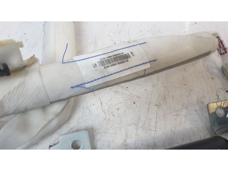 Recambio de airbag cortina delantero izquierdo para kia niro referencia OEM IAM 80410AT000  