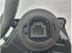 CERRADURA PUERTA DELANTERA DERECHA 805021259R 