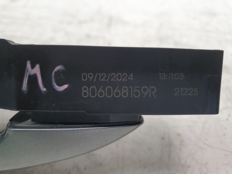 Recambio de maneta exterior delantera derecha para renault rafale rafale referencia OEM IAM 806424103R  