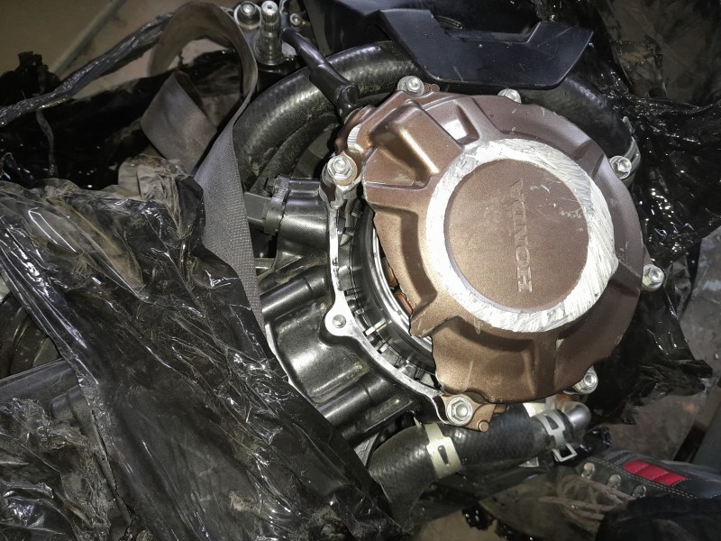 Recambio de motor completo para honda cb 650r referencia OEM IAM RH01E 22MN0013 