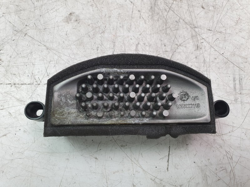 Recambio de resistencia calefaccion para bmw x2 (f39) sdrive 18 d referencia OEM IAM 64117952061  