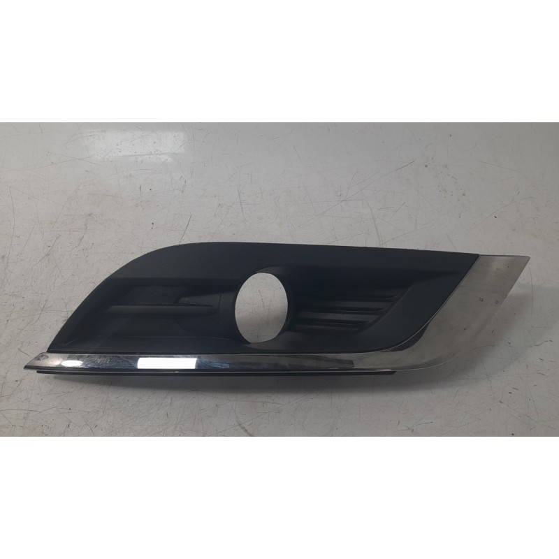 Recambio de rejilla paragolpes derecha para renault talisman (lp_) 1.7 blue dci 120 (lpa7) referencia OEM IAM 261A21932R  