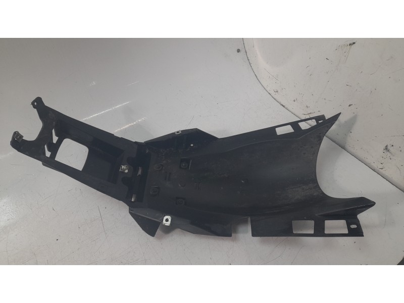 Recambio de guardabarros trasero para bmw f ( - 800cc) f 700 gs (k70) referencia OEM IAM 46627695017  