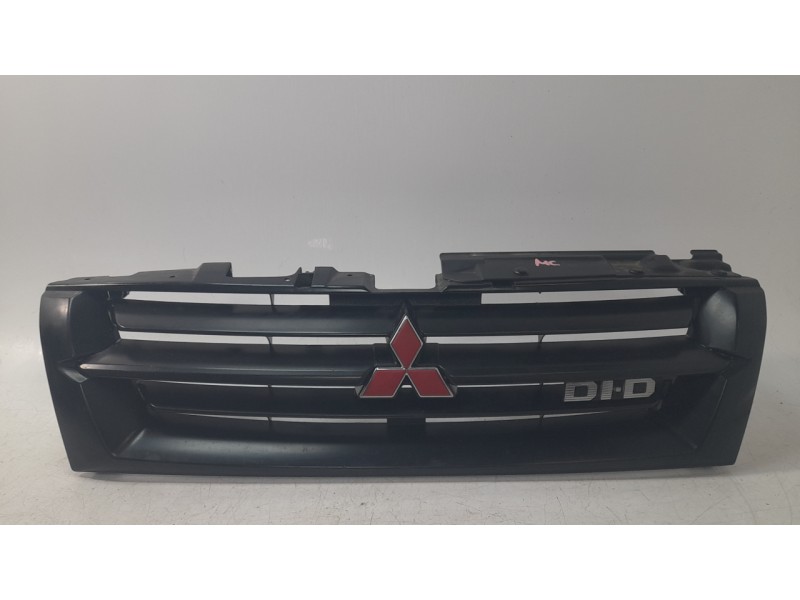 Recambio de rejilla delantera para mitsubishi montero iii (v7_w, v6_w) 3.2 di-d (v68w, v78w) referencia OEM IAM MR387981  
