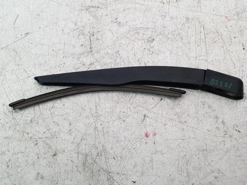 Recambio de brazo limpia trasero para ford kuga ii (dm2) 1.5 ecoboost referencia OEM IAM LV4B17B412AA  