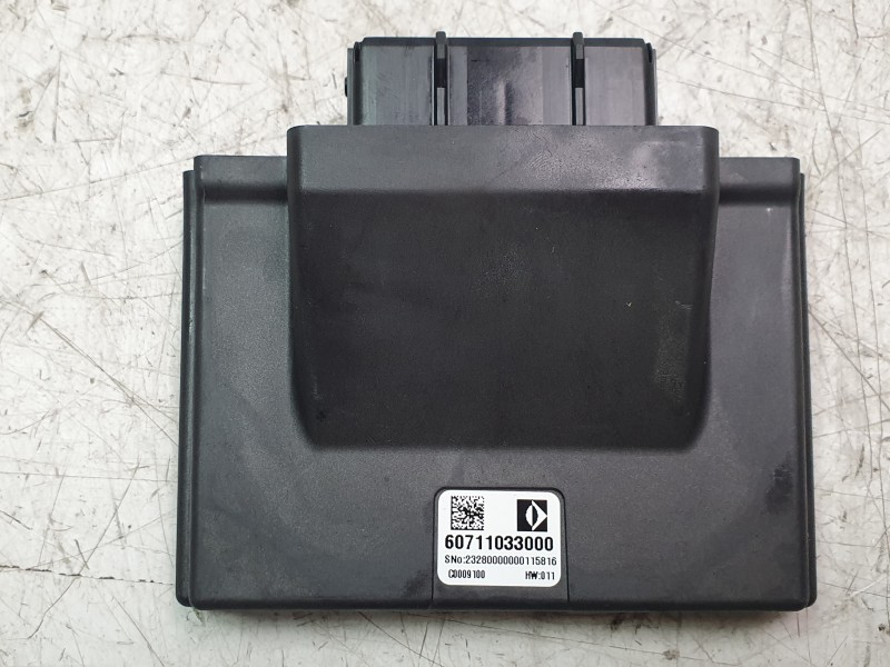 Recambio de centralita motor uce para ktm super adventure 1290 super adventure s referencia OEM IAM 60711033000  