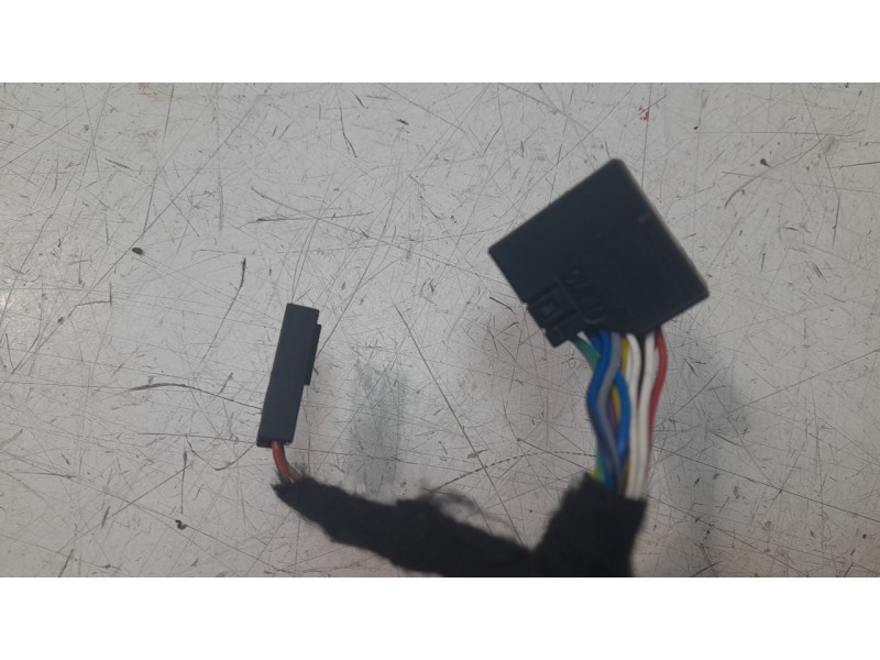 Recambio de retrovisor derecho para volkswagen touran (5t1) 2.0 tdi referencia OEM IAM 5TB857508B  27347912 , 1052369013 , 25404