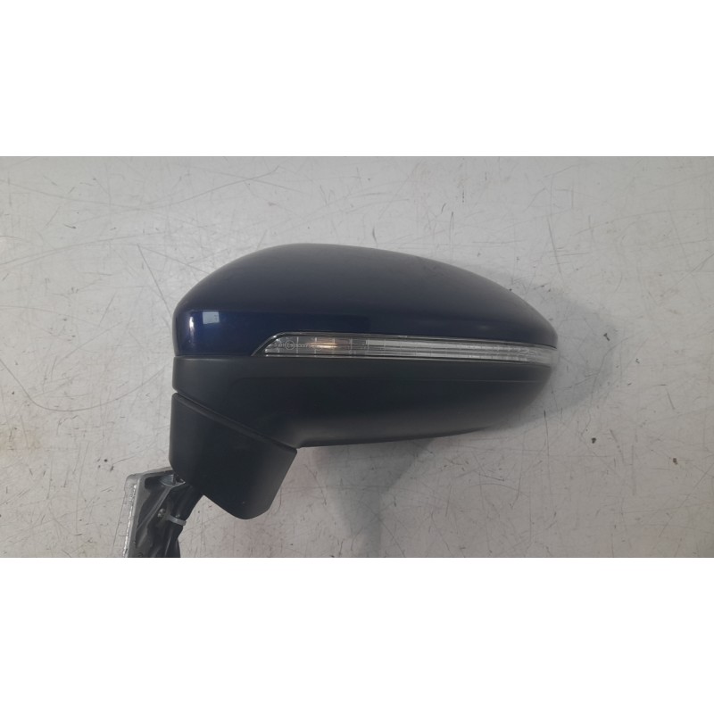 Recambio de retrovisor izquierdo para volkswagen touran (5t1) 2.0 tdi referencia OEM IAM 5TB857507D  27347911 , 105236014 , 2540