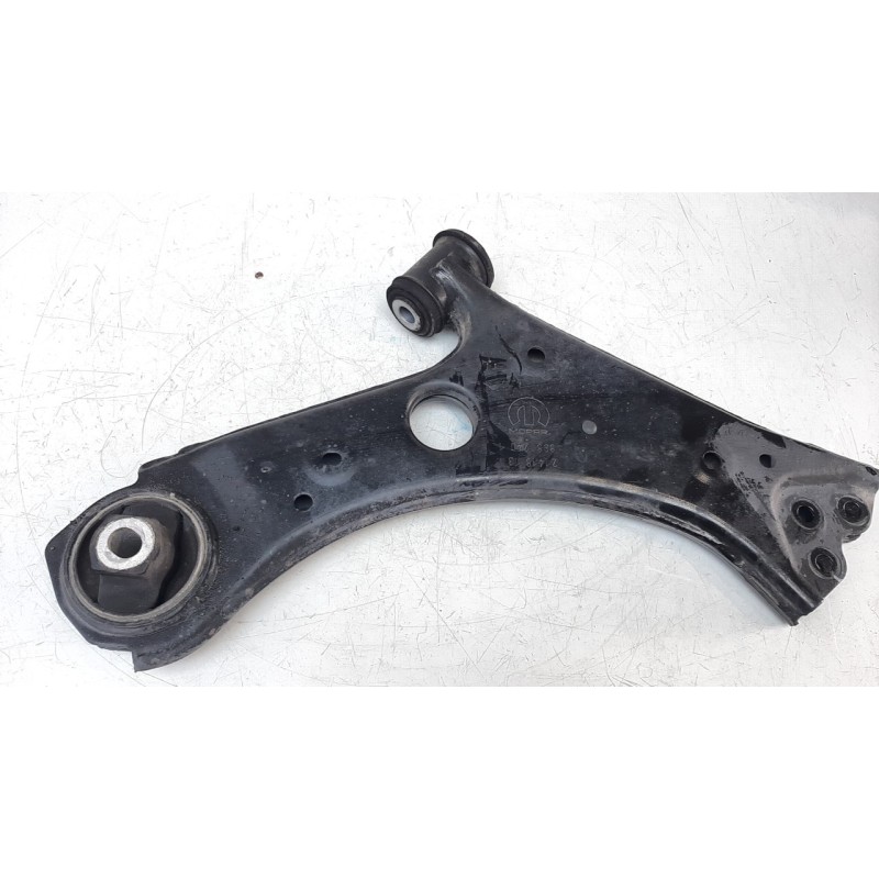 Recambio de brazo suspension inferior delantero derecho para jeep compass ii 1.6 m-jet cat referencia OEM IAM 68318010AD  