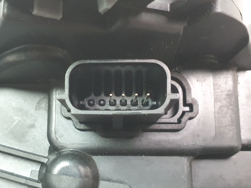 Recambio de cerradura puerta delantera izquierda para ford kuga iii (dfk) 2.5 fhev referencia OEM IAM LV4BS264A27AF  