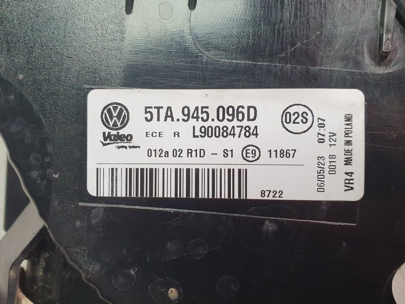 Recambio de piloto trasero derecho para volkswagen touran (5t1) 2.0 tdi referencia OEM IAM 5TA945096D 103F23690770 VG7214153
