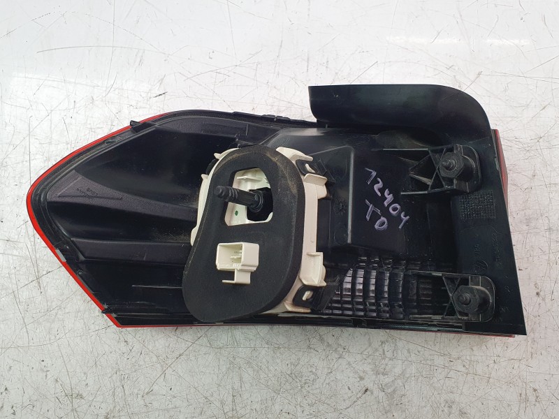 Recambio de piloto trasero derecho para volkswagen touran (5t1) 2.0 tdi referencia OEM IAM 5TA945096D 103F23690770 VG7214153