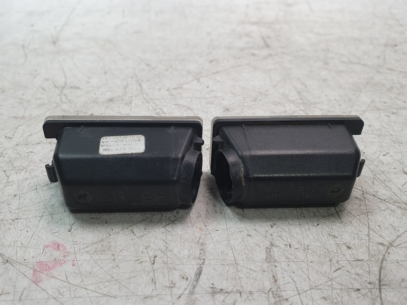 Recambio de piloto matricula para ford kuga ii (dm2) 1.5 ecoboost referencia OEM IAM FL1413550AB  