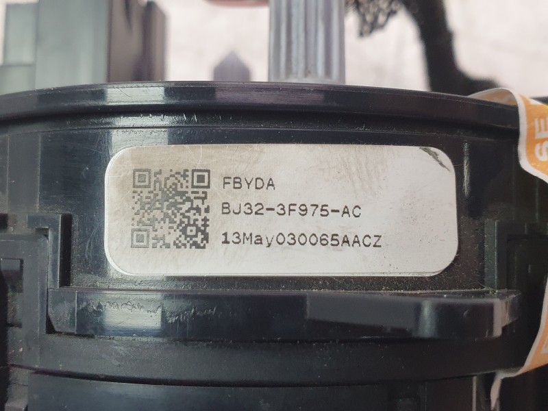 Recambio de anillo airbag para land rover evoque 2.2 sd4 cat referencia OEM IAM BJ323F975AC  