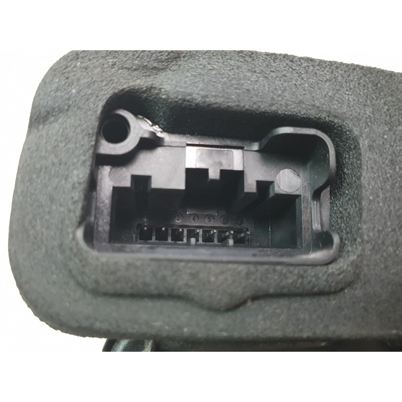 Recambio de cerradura puerta trasera izquierda para audi a3 limousine (8ys, 8ym) 30 tdi referencia OEM IAM 5TA839015Q  