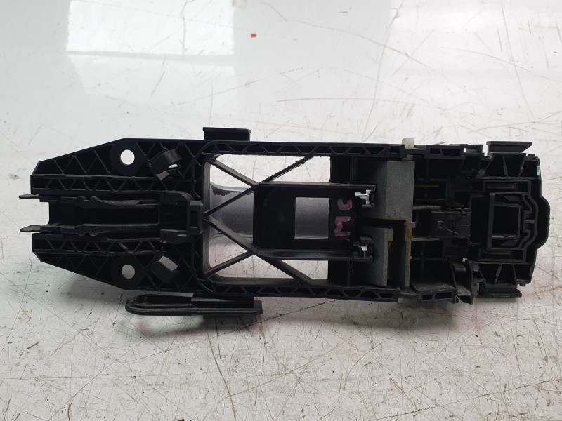 Recambio de maneta exterior trasera derecha para audi a3 limousine (8ys, 8ym) 30 tdi referencia OEM IAM 8Y0839240A  