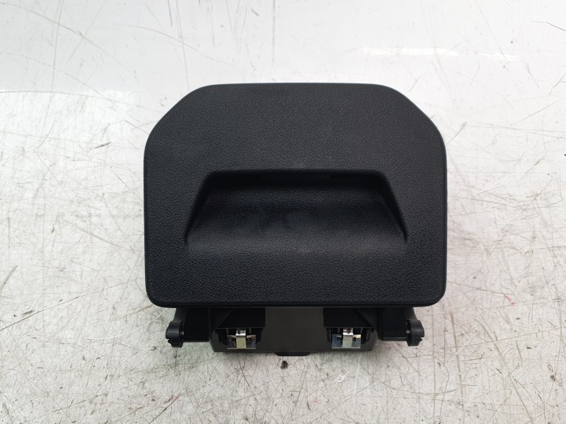 Recambio de guantera para bmw 1 (f40) 118 d referencia OEM IAM 6823240  